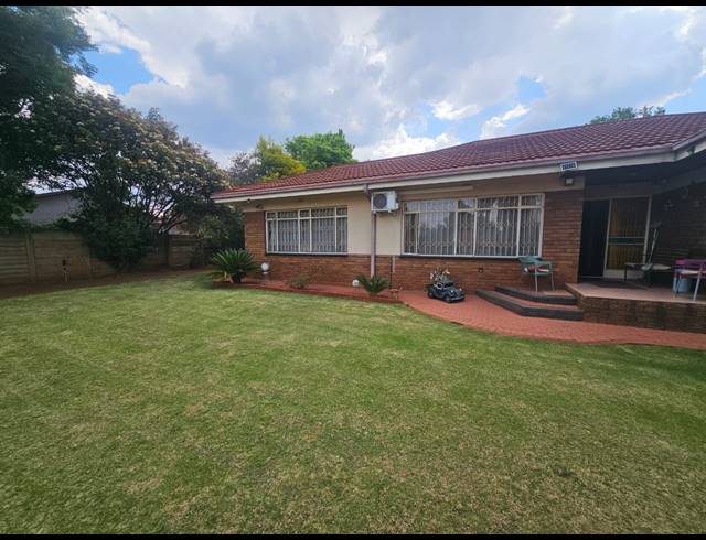 4 BEDROOM HOUSE FOR SALE IN DALESIDE